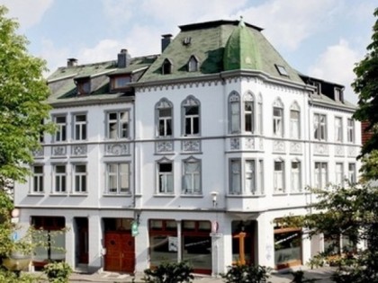 照片: Schiller&amp;#039;s Cafe