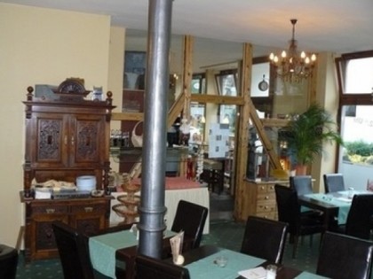 照片: Schiller&amp;#039;s Cafe